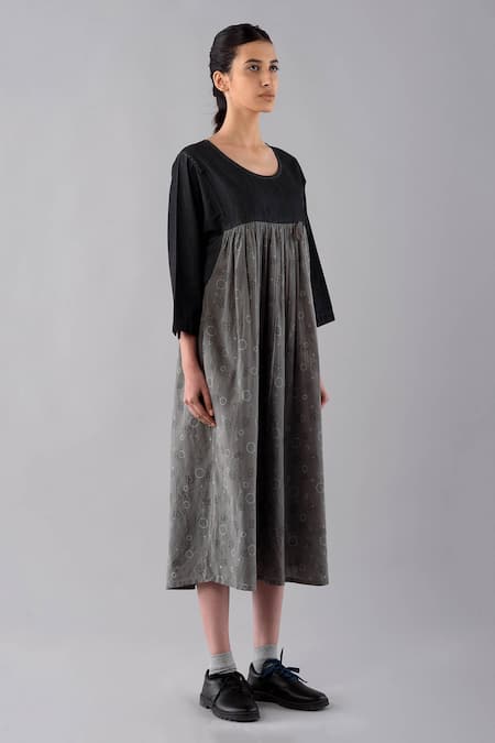 JAYATI GOENKA_Black , Denim Lining Temari Hand Block Print Dyed Midi Dress _Online_at_Aza_Fashions