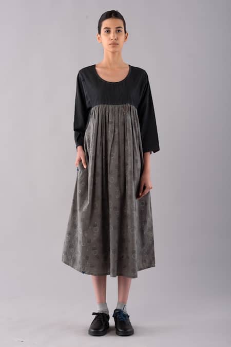 Buy_JAYATI GOENKA_Black , Denim Lining Temari Hand Block Print Dyed Midi Dress _Online_at_Aza_Fashions