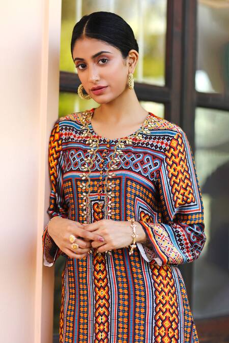 Sage Saga_Multi Color Chiffon, Silk Satin Blend Abstract Round Kumud Print Kurta Set _at_Aza_Fashions