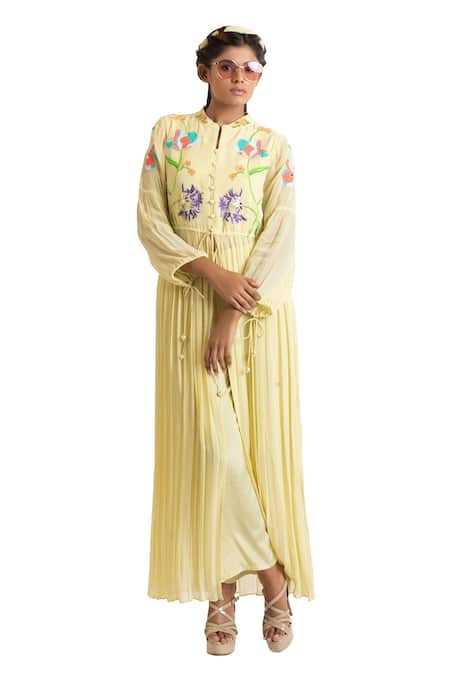 Seams Pret And Couture Embroidered Kurta & Pant Set 