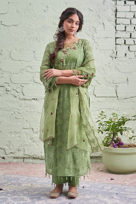 NAAZ BY NOOR Embroidered Kurta Set 
