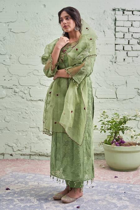 Naaz By Noor Green Cotton, Organza, Chanderi Round Embroidered Kurta Set Online at Aza Fashions Naaz By Noor_Green Cotton, Organza, Chanderi Round Embroidered Kurta Set _Online_at_Aza_Fashions
