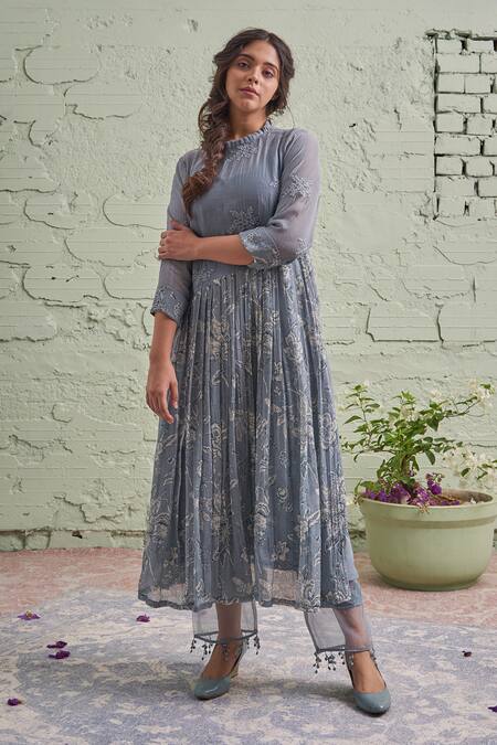 Naaz By Noor Grey Cotton, Organza, Chanderi Round Printed Kurta And Pant Set Online at Aza Fashions Naaz By Noor_Grey Cotton, Organza, Chanderi Round Printed Kurta And Pant Set _Online_at_Aza_Fashions