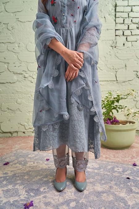 Naaz By Noor Embroidered Kurta Set 