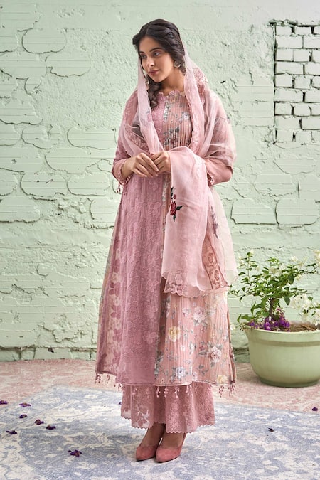 Shop Naaz By Noor Pink Cotton, Organza, Chanderi Round Embroidered Kurta Set at Aza Fashions Shop_Naaz By Noor_Pink Cotton, Organza, Chanderi Round Embroidered Kurta Set _at_Aza_Fashions