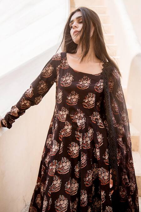 Buy Gulabo Jaipur Black Cotton Floral Boat Print Anarkali Set Online at Aza Fashions Buy_Gulabo Jaipur_Black Cotton Floral Boat Print Anarkali Set _Online_at_Aza_Fashions