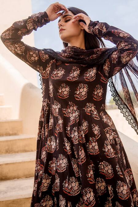 Shop Gulabo Jaipur Black Cotton Floral Boat Print Anarkali Set Online at Aza Fashions Shop_Gulabo Jaipur_Black Cotton Floral Boat Print Anarkali Set _Online_at_Aza_Fashions