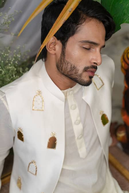 Shop Runit Gupta Ivory Chanderi Silk Acrylic Front Open Bundi Online at Aza Fashions Shop_Runit Gupta_Ivory Chanderi Silk Acrylic Front Open Bundi _Online_at_Aza_Fashions