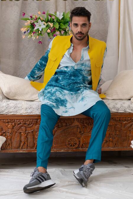 Runit Gupta Yellow Cotton Linen Bundi Online at Aza Fashions Runit Gupta_Yellow Cotton Linen Bundi _Online_at_Aza_Fashions