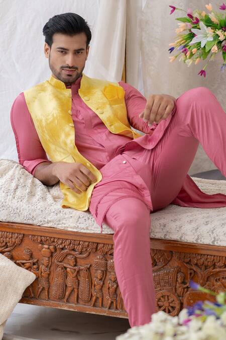 Buy Runit Gupta Yellow Cotton Linen Tie Dye Bundi Online at Aza Fashions Buy_Runit Gupta_Yellow Cotton Linen Tie Dye Bundi _Online_at_Aza_Fashions