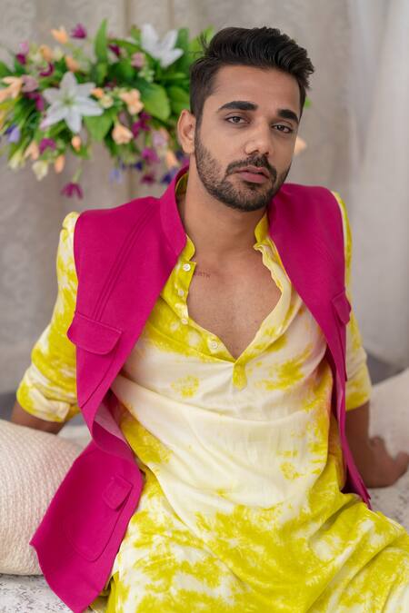 Buy Runit Gupta Pink Cotton Linen Pintuck Bundi Online at Aza Fashions Buy_Runit Gupta_Pink Cotton Linen Pintuck Bundi _Online_at_Aza_Fashions