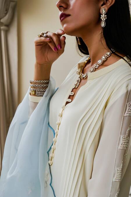 Shop_Jasmine Bains_White Kurta Georgette Pant Crepe Dupatta Silk Embroidered Set _Online_at_Aza_Fashions