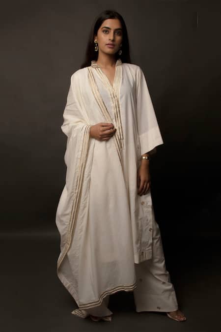 Jasmine Bains White 100% Cotton Band Collar Embroidered Kurta Palazzo Set 