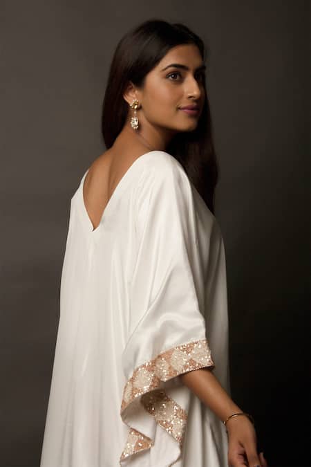 Jasmine Bains White Cupro Satin V Neck Sequins Embellished Kaftan Online at Aza Fashions Jasmine Bains_White Cupro Satin V Neck Sequins Embellished Kaftan _Online_at_Aza_Fashions