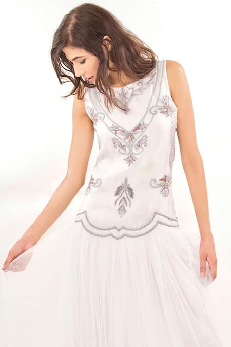 Jasmine Bains_White Silk Organza, Tulle Net Floral, Sequin, Thread, Bead Embroidered Gown _Online_at_Aza_Fashions