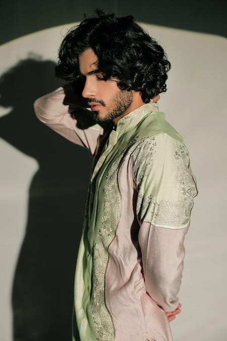 Shop Jubinav Chadha Green Silk Staple Floral, Resham Colorblock Embroidered Kurta Set Online at Aza Fashions Shop_Jubinav Chadha_Green Silk Staple Floral, Resham Colorblock Embroidered Kurta Set _Online_at_Aza_Fashions