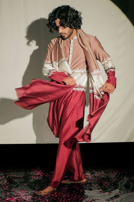 Buy Jubinav Chadha Red Silk Chanderi Floral, Resham Kurta Set Online at Aza Fashions Buy_Jubinav Chadha_Red Silk Chanderi Floral, Resham Kurta Set _Online_at_Aza_Fashions