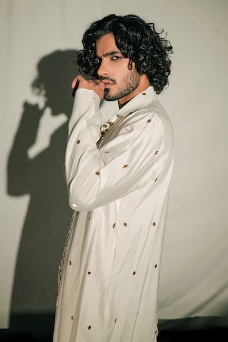 Jubinav Chadha_White Silk Chanderi Floral Embroidered Layered Kurta With Dhoti Pant _at_Aza_Fashions