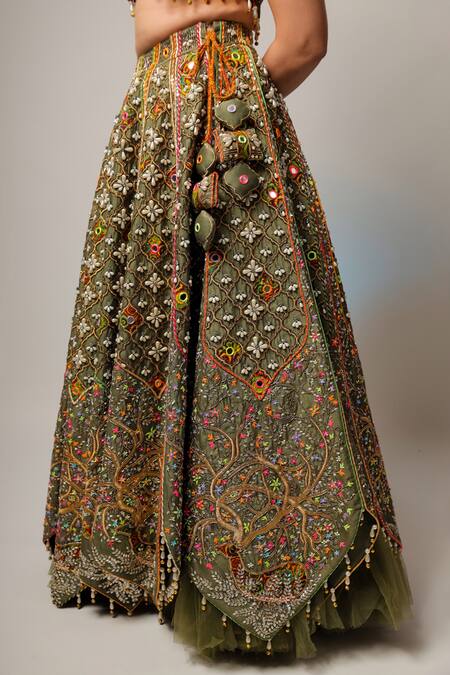 Shop Jubinav Chadha Green Organza, Chanderi Floral Motifs Samyuta Embroidered Lehenga Set Online at Aza Fashions Shop_Jubinav Chadha_Green Organza, Chanderi Floral Motifs Samyuta Embroidered Lehenga Set _Online_at_Aza_Fashions