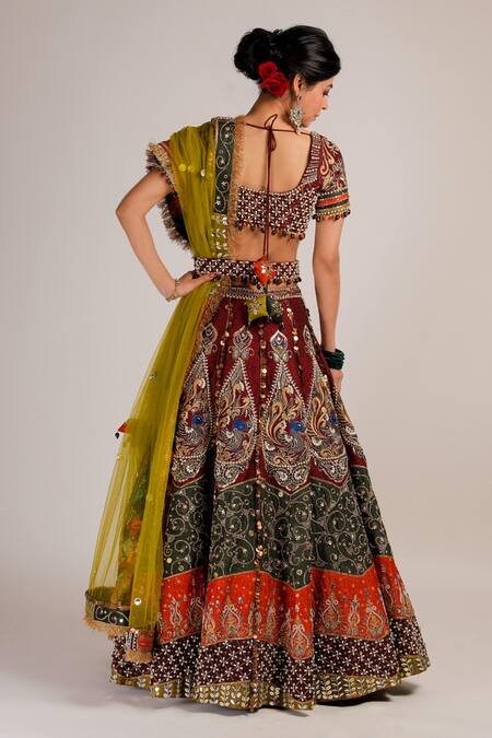 Jubinav Chadha Red Raw Silk, Net Zari And Zardozi V Neck Pavitra Embroidered Bridal Lehenga Set Online at Aza Fashions Jubinav Chadha_Red Raw Silk, Net Zari And Zardozi V Neck Pavitra Embroidered Bridal Lehenga Set _Online_at_Aza_Fashions