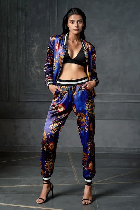 Floral discount joggers womens