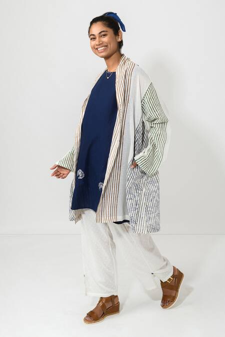 Shop_JAYATI GOENKA_White Cotton Floral Print, Stripes And Thread Round Jacket Kurta Set _Online_at_Aza_Fashions