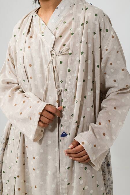 JAYATI GOENKA Grey Cotton Abstract Print And Floral V Neck Overlay Kurta Set at Aza Fashions JAYATI GOENKA_Grey Cotton Abstract Print And Floral V Neck Overlay Kurta Set _at_Aza_Fashions