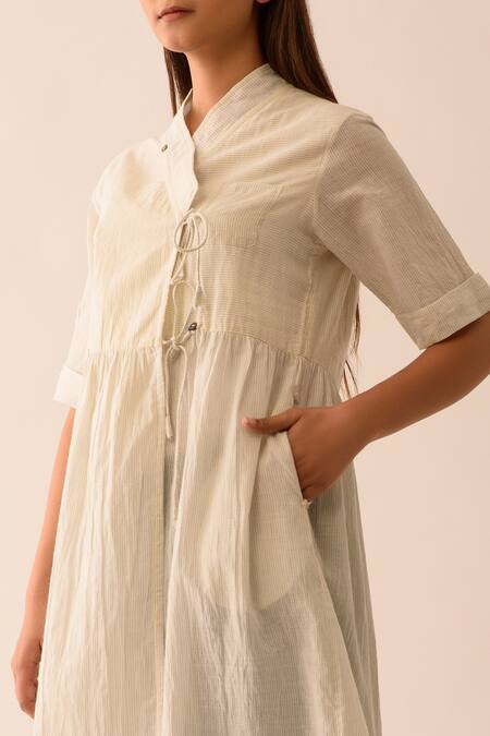 Buy JAYATI GOENKA White Handwoven Cotton Stripe V Neck Tunic Online at Aza Fashions Buy_JAYATI GOENKA_White Handwoven Cotton Stripe V Neck Tunic _Online_at_Aza_Fashions