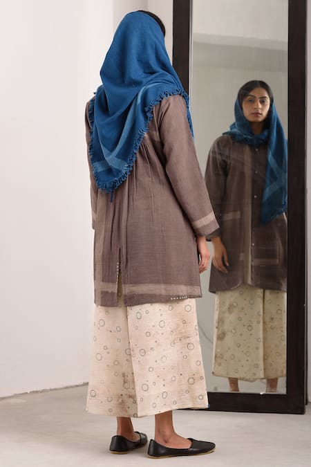 Shop JAYATI GOENKA Brown Cotton Mandarin Collar Handwoven Kurta And Palazzo Set at Aza Fashions Shop_JAYATI GOENKA_Brown Cotton Mandarin Collar Handwoven Kurta And Palazzo Set _at_Aza_Fashions