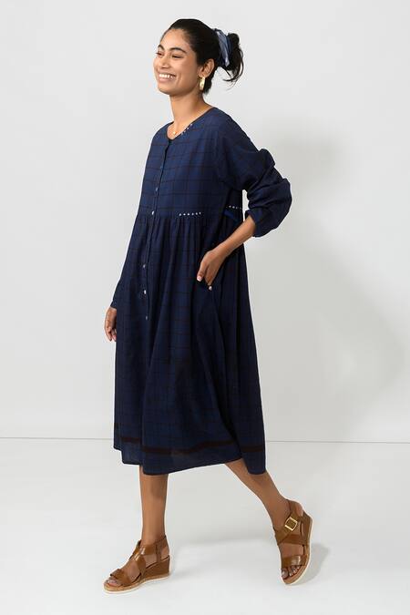 Buy JAYATI GOENKA Blue Cotton Checkered Round Midi Dress Online at Aza Fashions Buy_JAYATI GOENKA_Blue Cotton Checkered Round Midi Dress _Online_at_Aza_Fashions