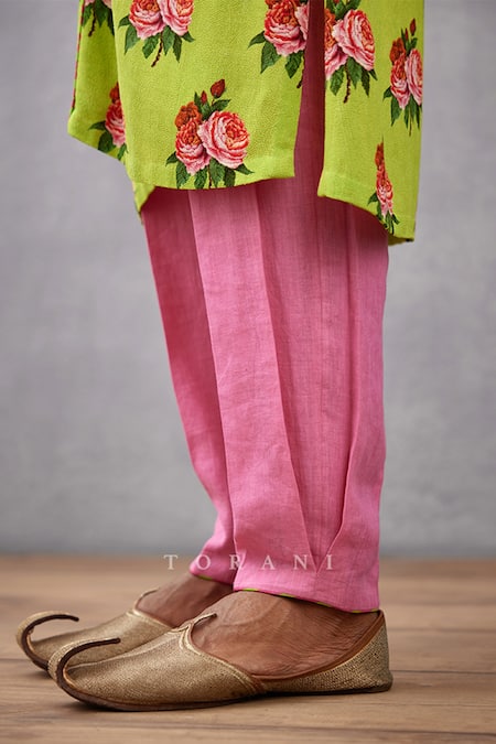Torani_Green Kurta Viscose Crepe, Pant Pure Linen Chintz Angoori Rameet Set _at_Aza_Fashions