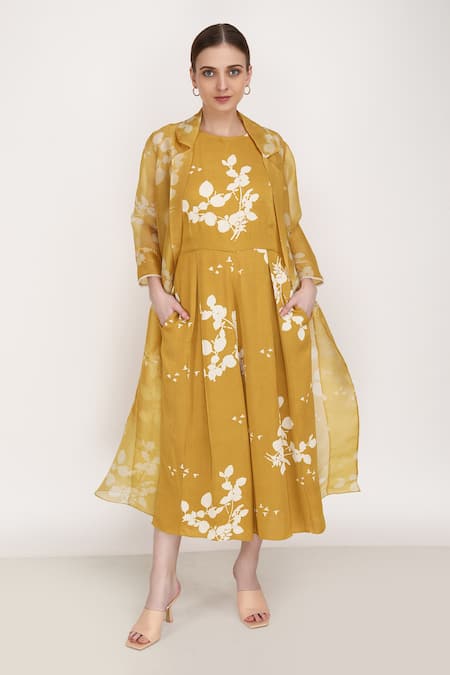 Buy_Arcvsh By Pallavi Singh_Yellow Jacket 100% Silk Organza, Jumpsuit Bemberg, Lining Cotton Petal And Set _Online_at_Aza_Fashions