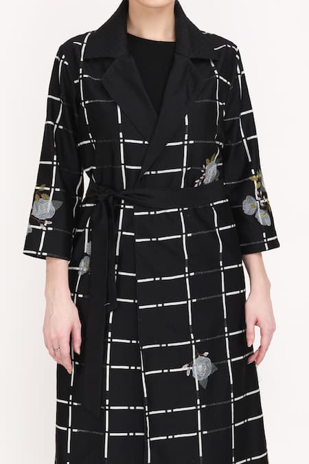 Arcvsh By Pallavi Singh_Black Jacket 100% Silk Organza, Jumpsuit Bemberg, Lining Cotton And Set_at_Aza_Fashions