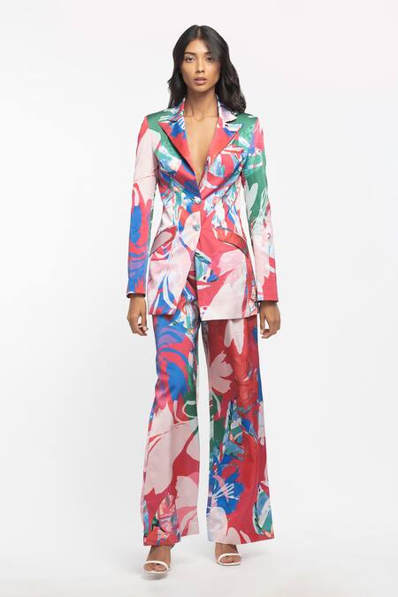 Mandira Wirk Resort Beige Satin Abstract Collared Neck Printed Blazer And Pant Set Online at Aza Fashions Mandira Wirk Resort_Beige Satin Abstract Collared Neck Printed Blazer And Pant Set _Online_at_Aza_Fashions