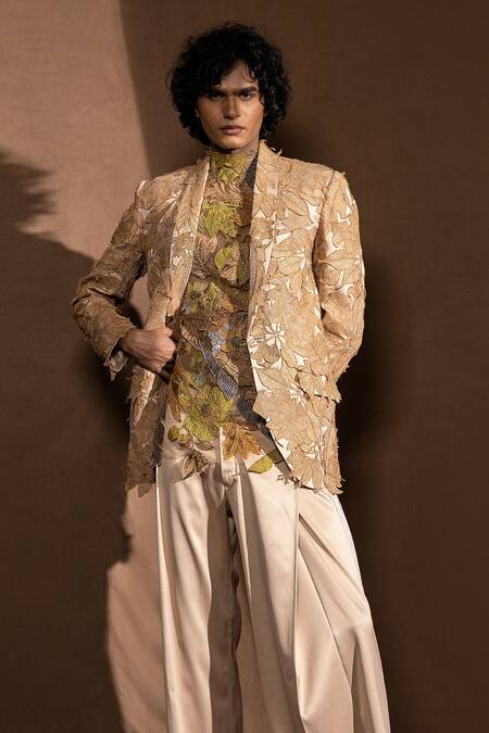 Abhishek Sharma_Beige Banana Crepe Metallic Katana Work Embroidered Single Breasted Blazer _at_Aza_Fashions