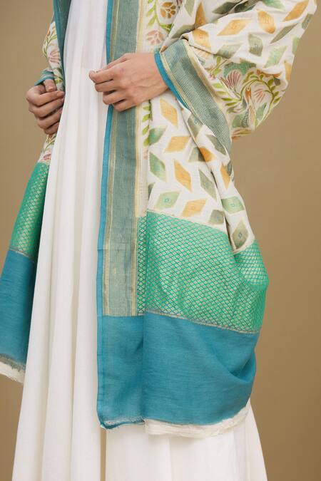 Shop_Samyukta Singhania_White Handloom Banarasi Silk Dupatta_Online_at_Aza_Fashions