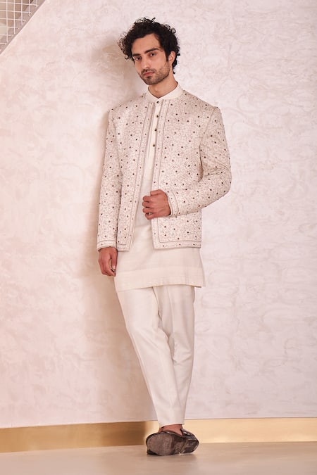Cream Kurta Set With Printed Layered Nehru Jacket Design by Pesha Men at  Pernia's Pop Up Shop 2024