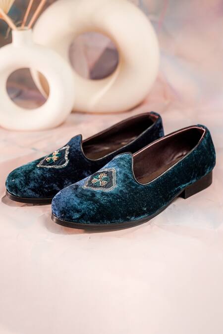 Jatin Malik Velvet Hand Embroidered Juttis 