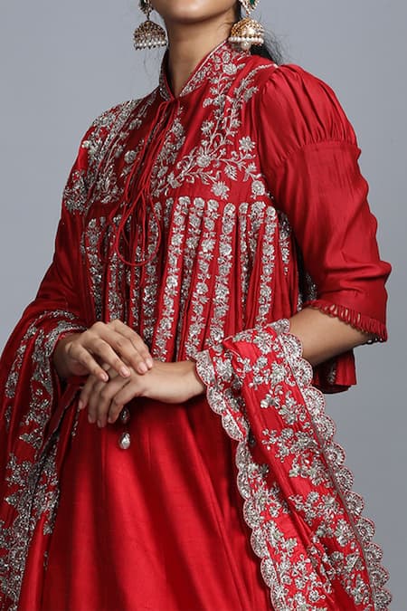 Shop Jayanti Reddy Red Silk Lehenga Set at Aza Fashions Shop_Jayanti Reddy_Red Silk Lehenga Set _at_Aza_Fashions