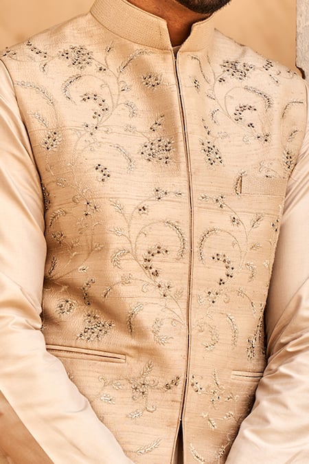 Buy_Jayanti Reddy_Beige Raw , Chiniya Zardozi Floral Embroidered Bundi And Kurta Set _Online_at_Aza_Fashions