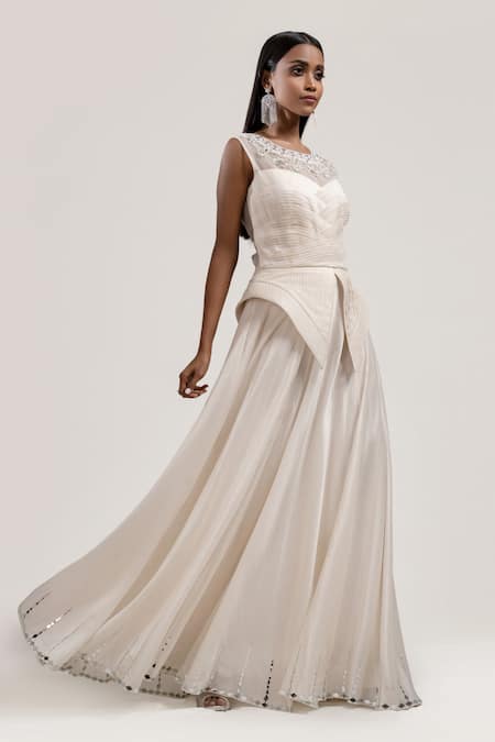 Jyoti Sachdev Iyer White Chanderi Round Gown 