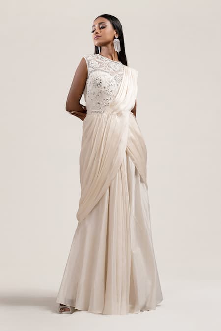 Jyoti Sachdev Iyer White Tulle, Chanderi, Bemberg Round Pre-draped Embroidered Saree Online at Aza Fashions Jyoti Sachdev Iyer_White Tulle, Chanderi, Bemberg Round Pre-draped Embroidered Saree_Online_at_Aza_Fashions