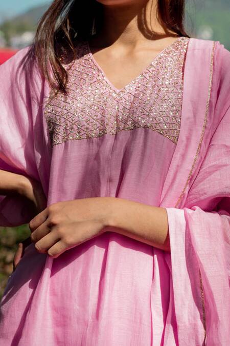 Buy_Juanita By Shubhda_Pink Handloom Cotton, Handwoven Chanderi V Neck Kurta Set_Online_at_Aza_Fashions