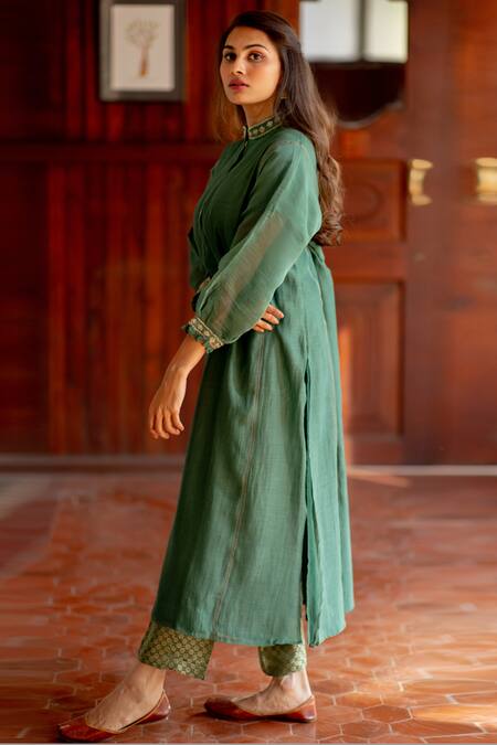 Juanita By Shubhda_Green Handwoven Chanderi Kurta And Banarasi Boota Pant Set_Online_at_Aza_Fashions