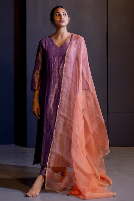 Juanita by Shubhda Handwoven Banarasi Midi Kurta Set 