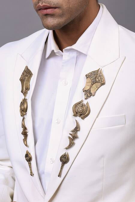 Cosa Nostraa White Rayon Brooch Embellished Blazer at Aza Fashions Cosa Nostraa_White Rayon Brooch Embellished Blazer _at_Aza_Fashions