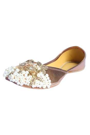 Buy 5elements Brown Floral Bead Embroidered Juttis Online at Aza Fashions Buy_5elements_Brown Floral Bead Embroidered Juttis _Online_at_Aza_Fashions