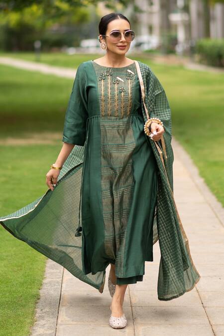 Kritika Dawar_Green Kurta Chanderi Tissue Pant Cotton Dupatta Chanderi Palazzo Set _Online_at_Aza_Fashions