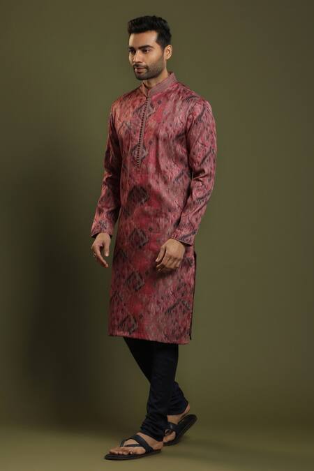 Buy_Kora By Nilesh Mitesh_Pink Silk Blend Printed Ikkat Kurta Set _Online_at_Aza_Fashions