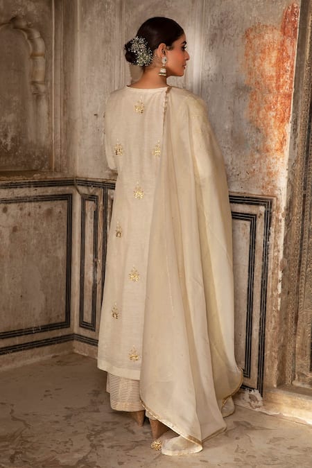 Kritika Dawar Linen Silk Embroidered Palazzo Set 